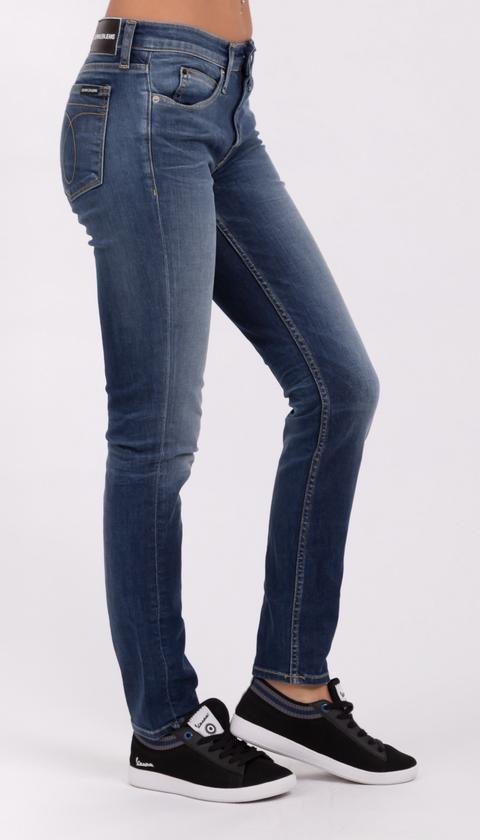  Calvin Klein Kadın Jeans