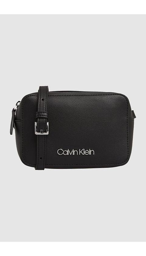  Calvin Klein Kadın Omuz Çanta