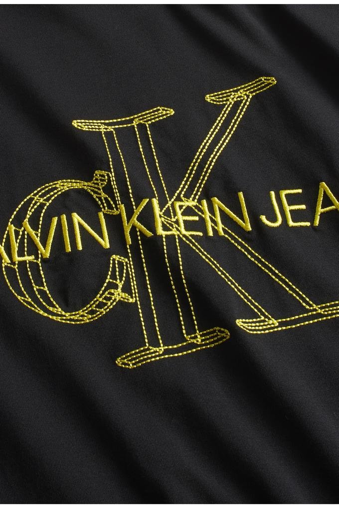  Calvin Klein 3D Monogram Logolu Erkek Bisiklet Yaka T-Shirt