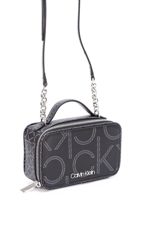 Calvin Klein Camera Bag W/Top H Mono Scl Kadın Mini Omuz Çantası