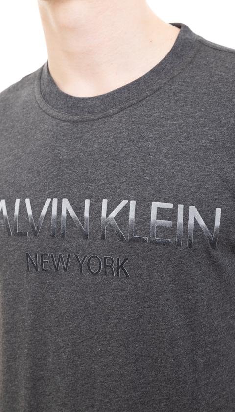  Calvin Klein Tone On Tone Logo T-Shirt Erkek Bisiklet Yaka T-Shirt