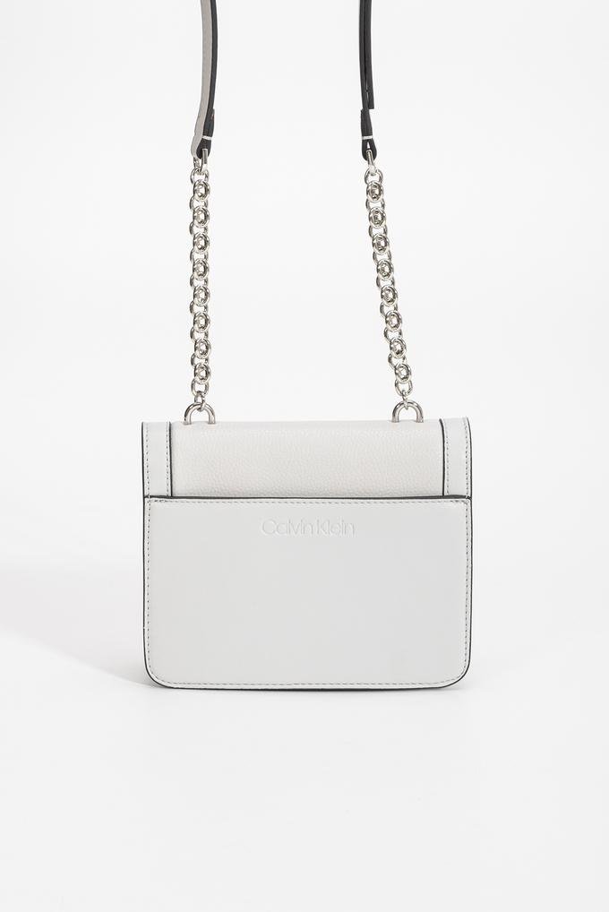  Calvin Klein Flap Shoulder Bag Sm Kadın Mini Omuz Çantası