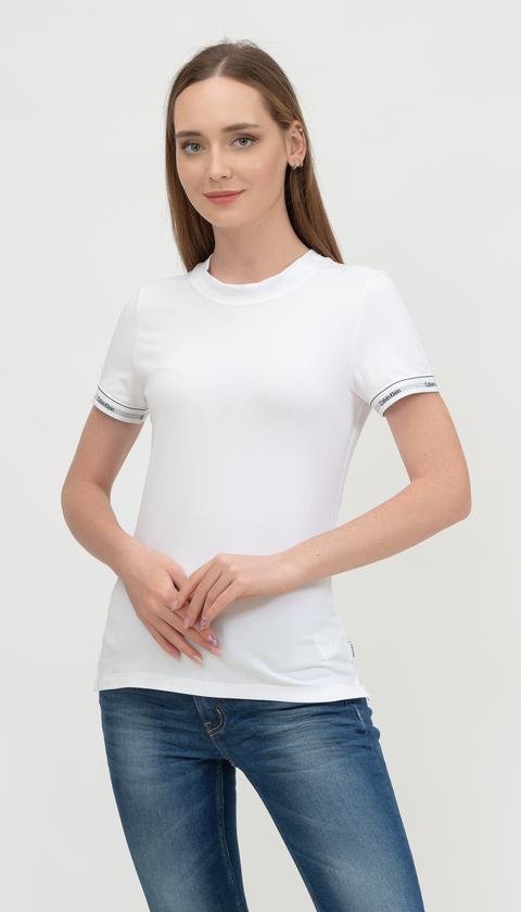  Calvin Klein Logo Tape Cuff Slim Fit Top Kadın Bisiklet Yaka T-Shirt