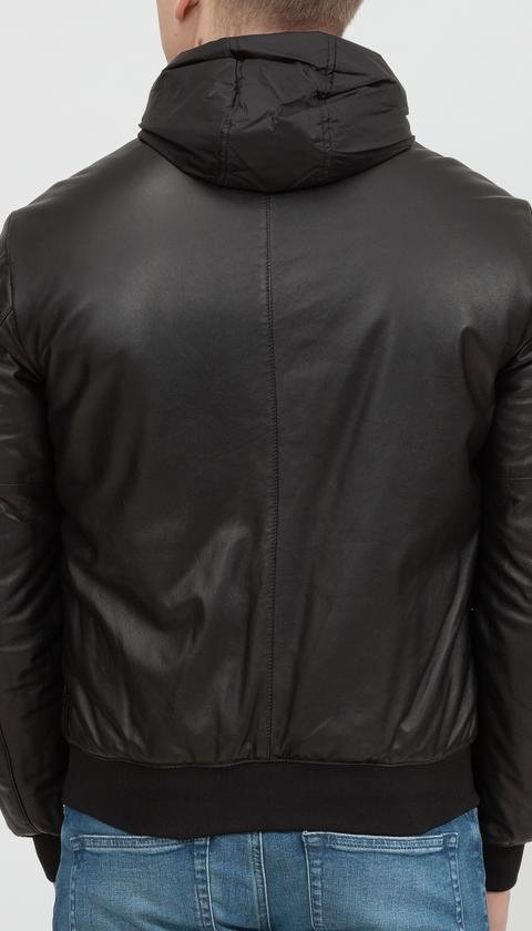  Emporio Armani Erkek Yaka Logo Detaylı Deri Ceket