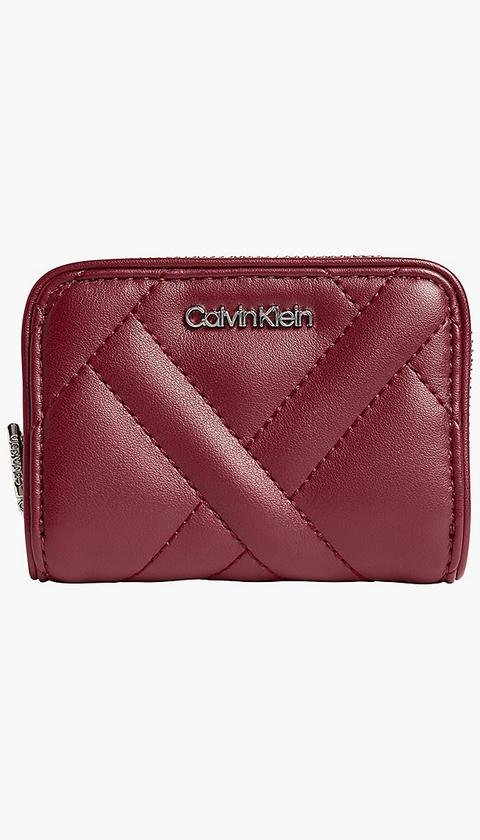  Calvin Klein Ck Quilt Z/A Wallet Sm Kadın Cüzdan