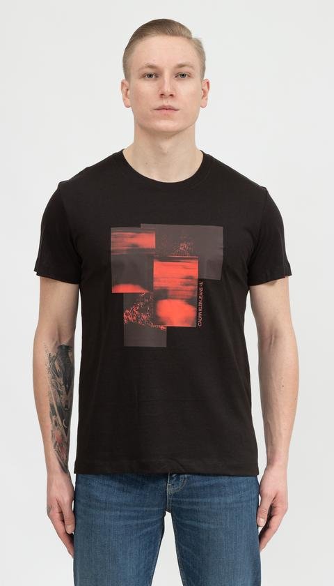  Calvin Klein Blurred Assorted Graphic Tee Erkek Bisiklet Yaka T-Shirt