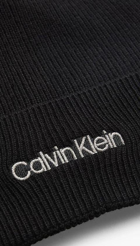  Calvin Klein Essential Knit Beanie Kadın Bere