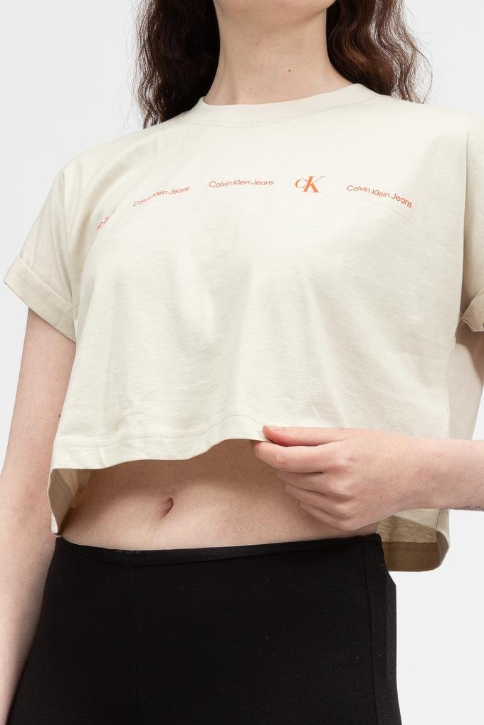  Calvin Klein Repeat Logo Boxy Crop Tee Kadın Bisiklet Yaka T-Shirt