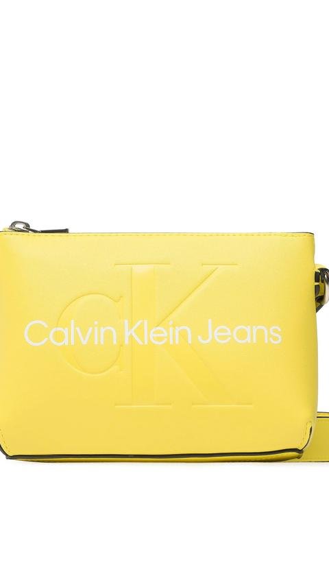  Calvin Klein Sculpted Camera Pouch21 Mono Kadın Mini Omuz Çantası