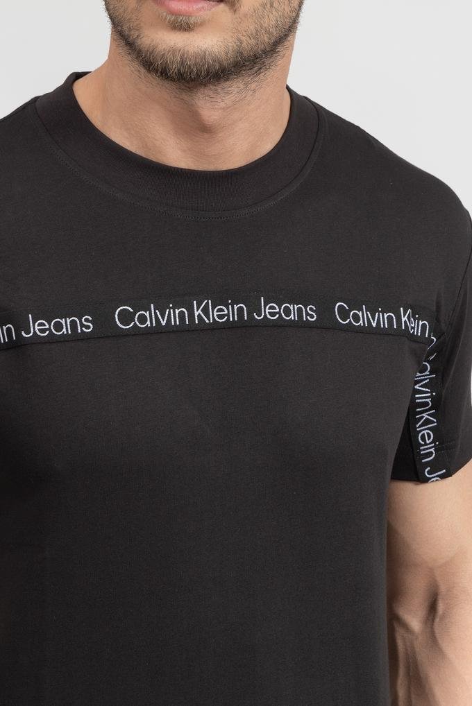  Calvin Klein Logo Tape Erkek Bisiklet Yaka T-Shirt