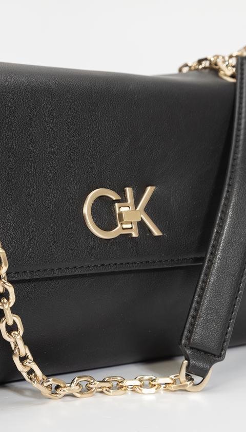  Calvin Klein Re-Lock Ew Conv Kadın Mini Omuz Çantası