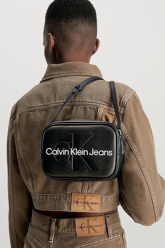  Calvin Klein Camera Kadın Mini Omuz Çantası