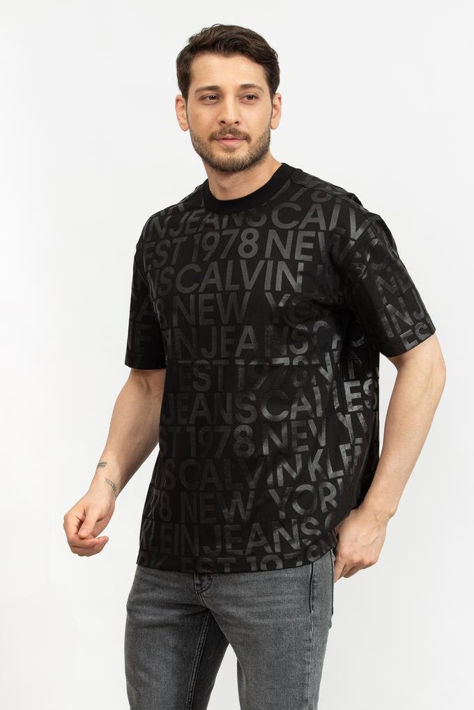  Calvin Klein Logo Aop Erkek Bisiklet Yaka T-Shirt
